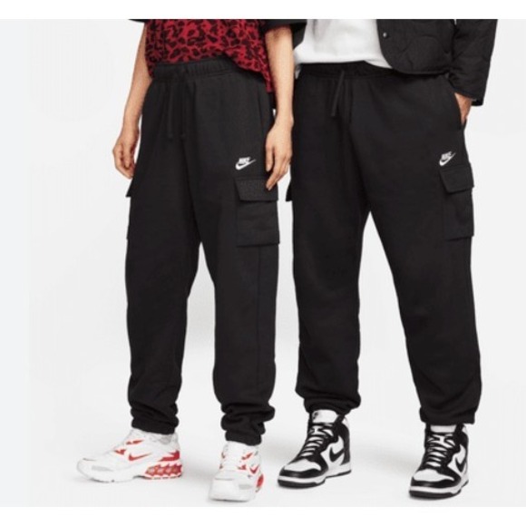 Nike Sportswear Club Fleece Black Cargo Pocket Joggers Pants Men's XL - Picture 1 of 7